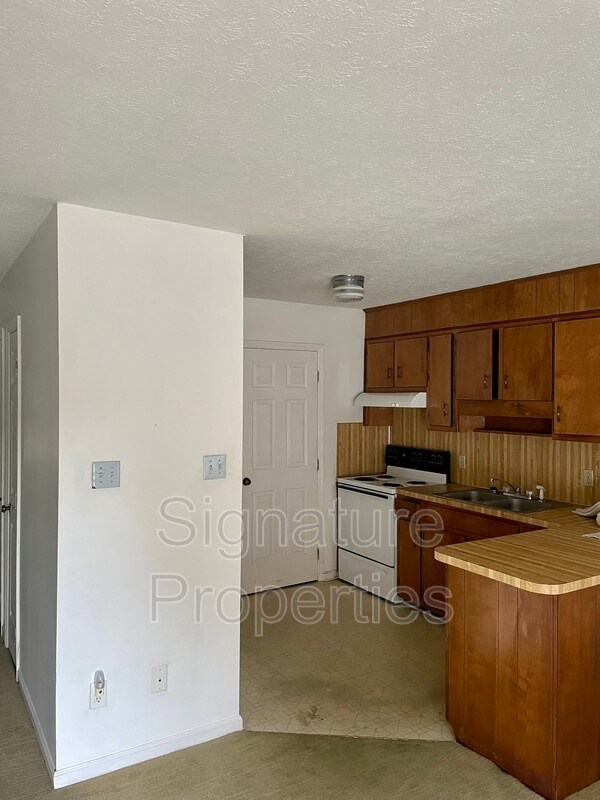 702 Barrows Mill Rd 702 Barrows Mill Rd Martinsville VA 24112