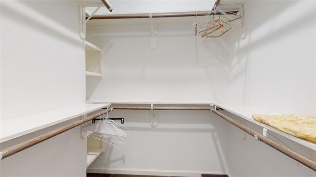 Building Photo - 1201 Northwood St