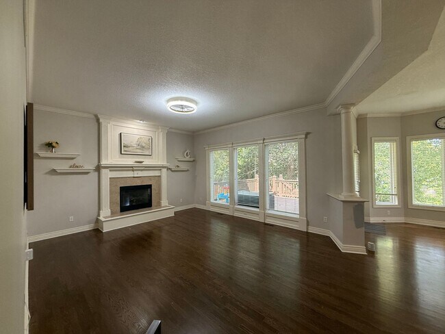 Building Photo - 13817 Hauser St