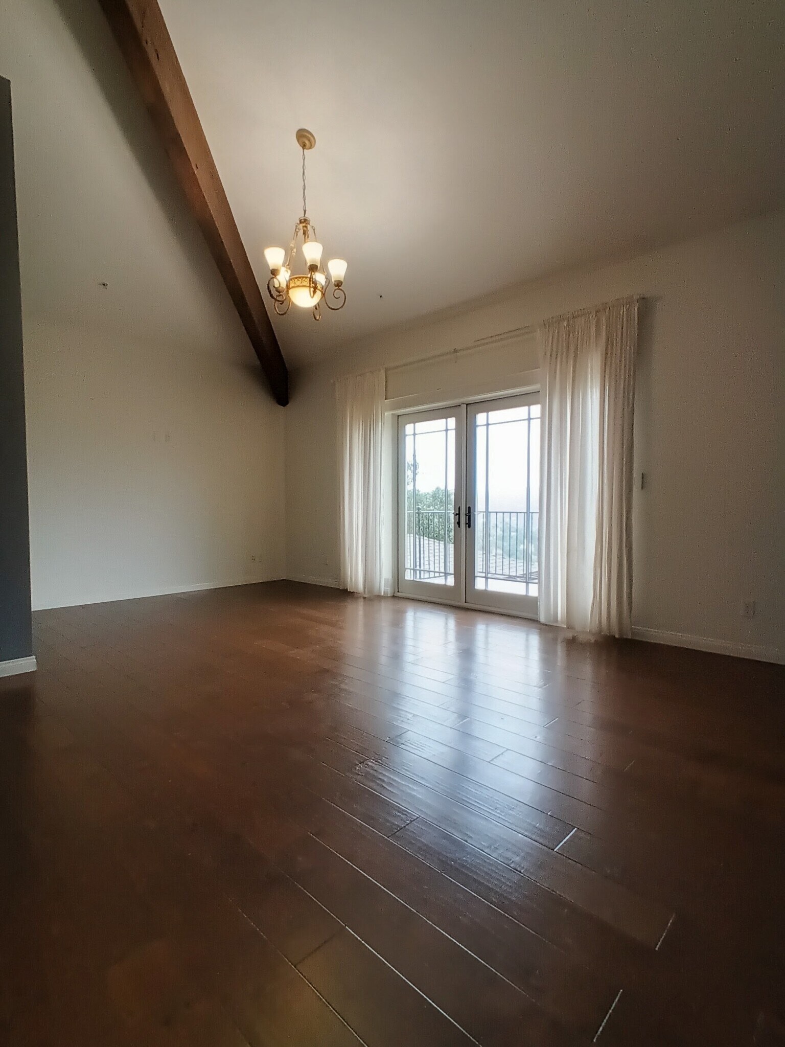Building Photo - 1572 Silverwood Dr