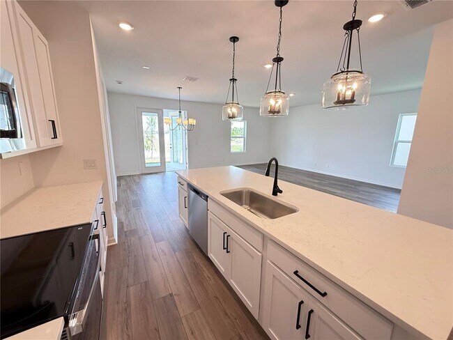 Building Photo - 2653 Broadwing St