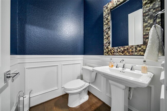 Building Photo - 2803 Winthrop Mdw Wy