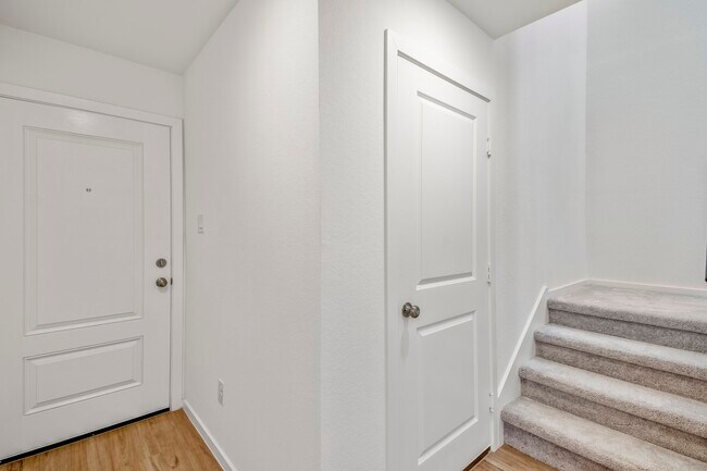 Building Photo - 21443 Carosella Dr