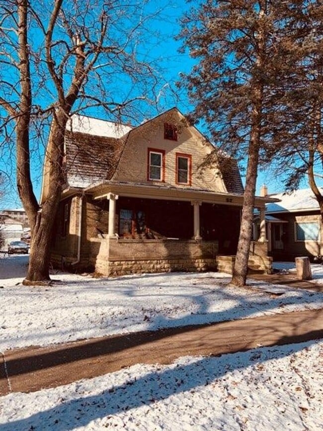 Primary Photo - The Barn on 11th