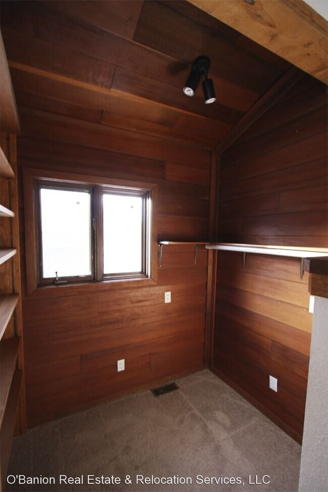 Building Photo - 3 br, 2 bath House - 24023 Alpenglow Drive