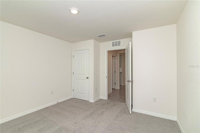 Building Photo - 9109 SW 45th Ter