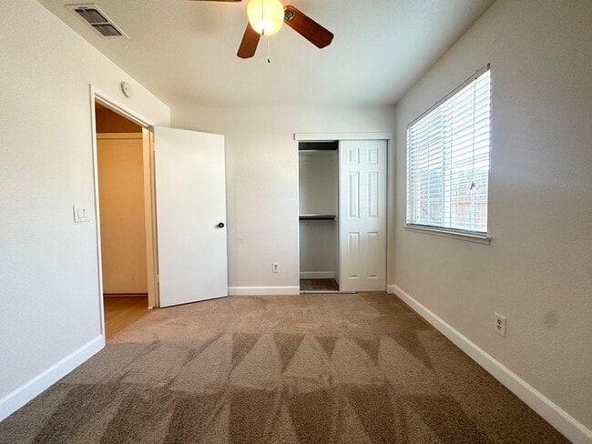 Building Photo - Beautifully Updated Home in Citrus Heights!