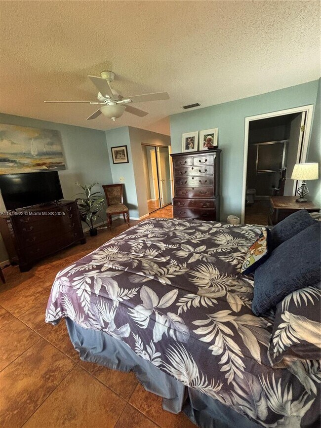 Building Photo - 8066 Springside Ct