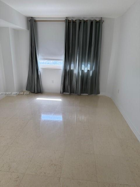 Building Photo - 19501 W Country Club Dr