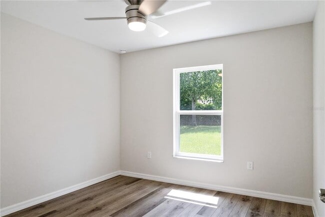 Building Photo - 13422 SW 48th Ave