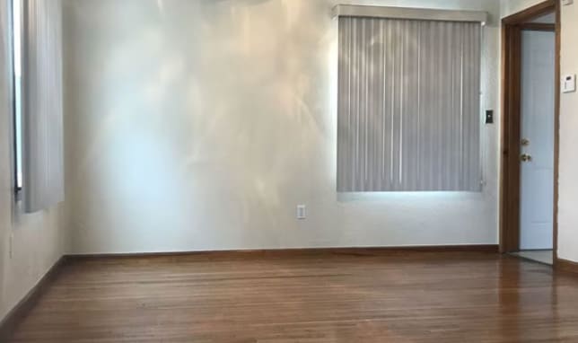 Building Photo - 308 Majestic Dr