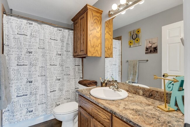 Building Photo - 51 Laurel Valley Dr