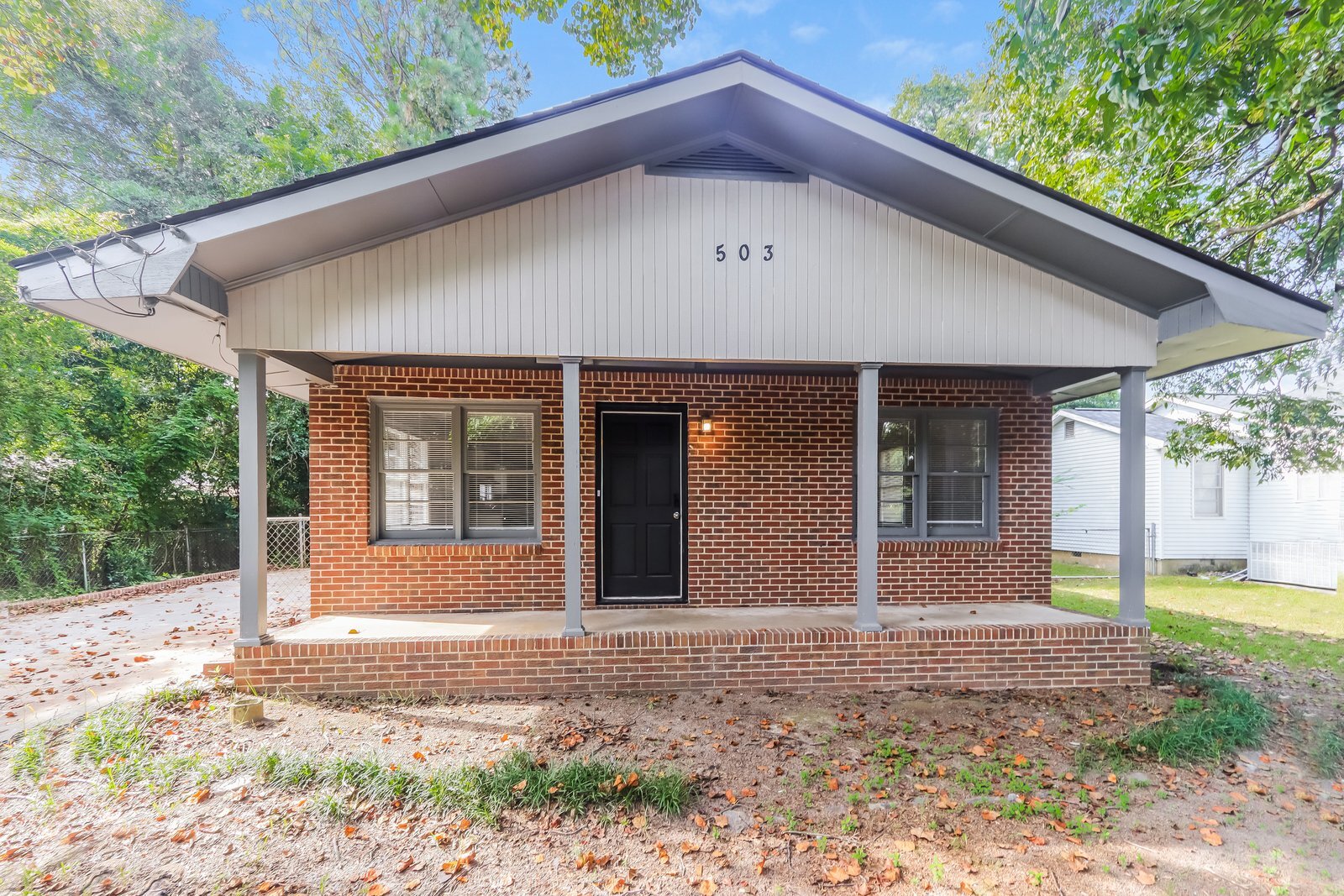 Building Photo - 503 Bernard Dr