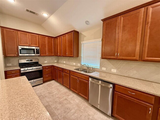 Building Photo - 18211 County Shores Ln