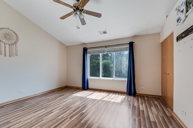 Building Photo - 2626 Carrolwood Rd