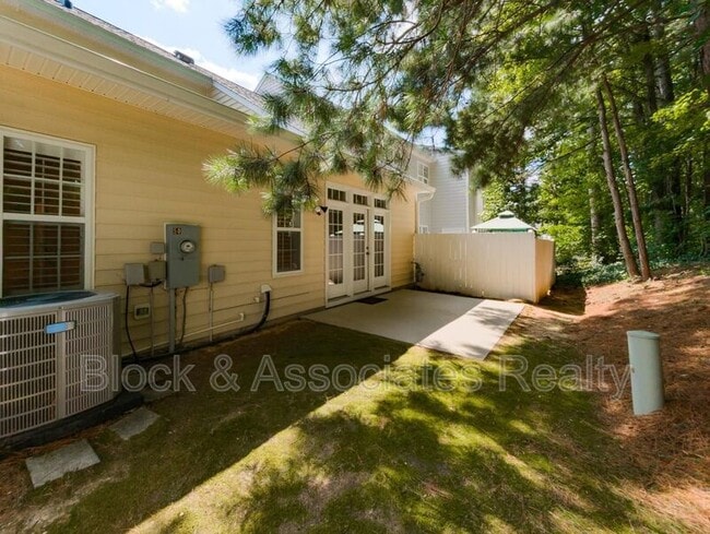 Building Photo - 2007 White Pond Ct