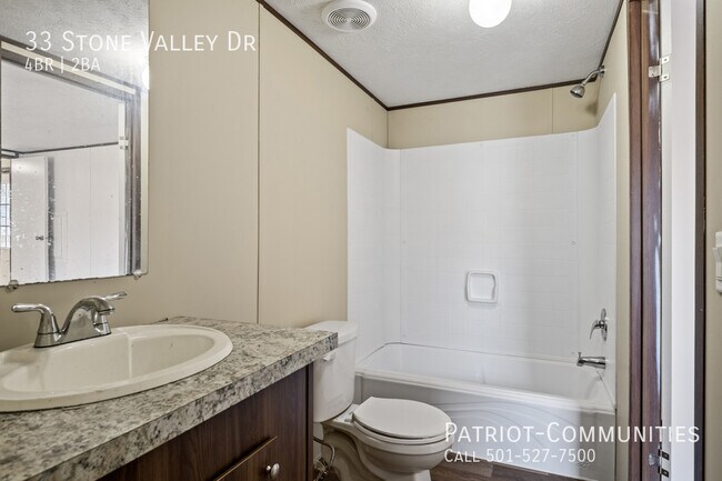 Building Photo - 33 Stone Valley Dr