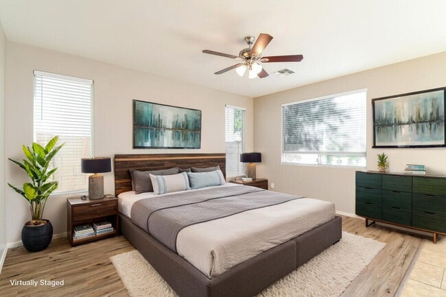 Building Photo - 4055 E Vest Ave