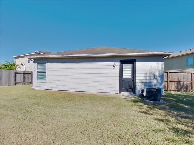 Building Photo - 6930 Waterlilly View Ln