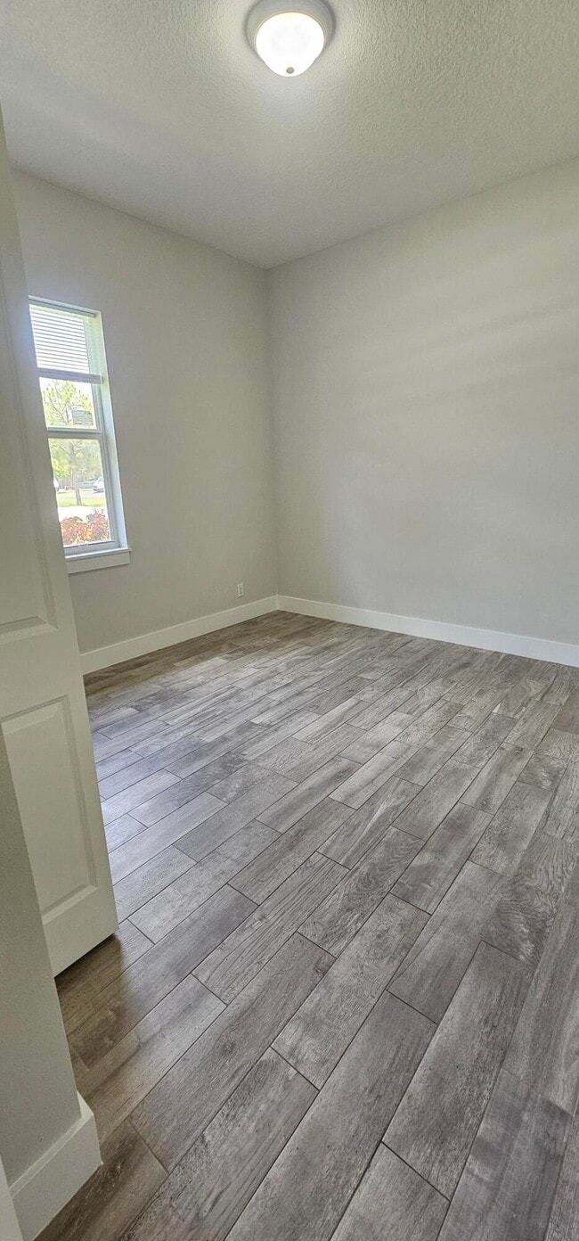 Building Photo - 17186 84th Ct N