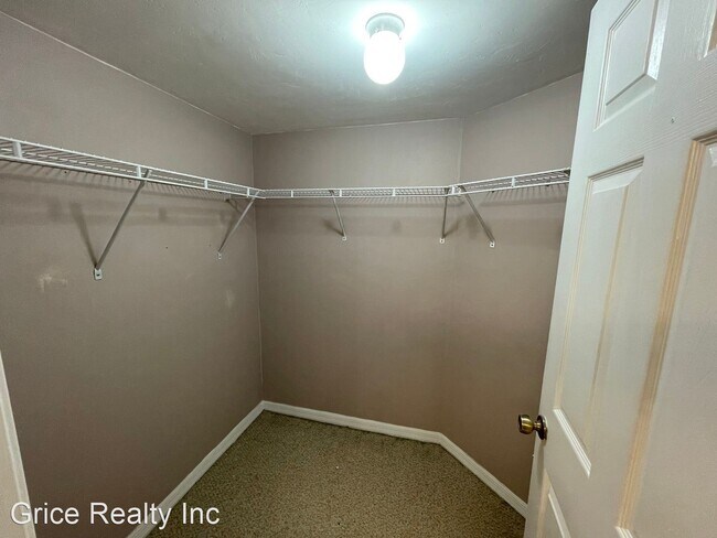 Building Photo - 2 br, 2 bath House - 28251 Pine Haven Way ...