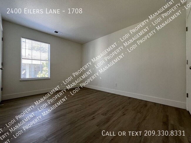 Building Photo - 2400 Eilers Ln