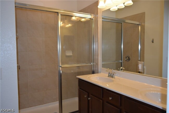 Building Photo - 14707 Summer Rose Way