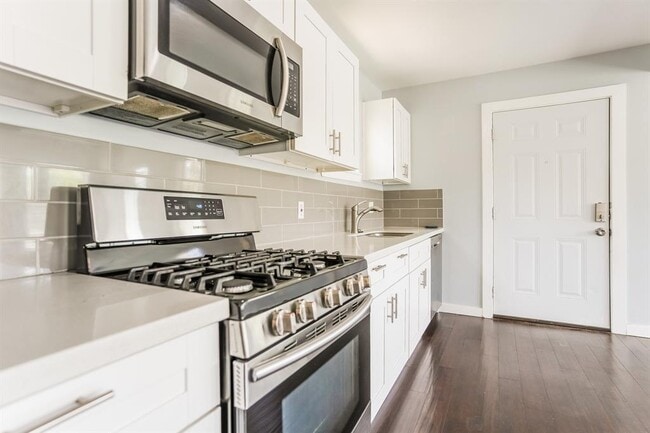 Building Photo - 4801 Avenue H