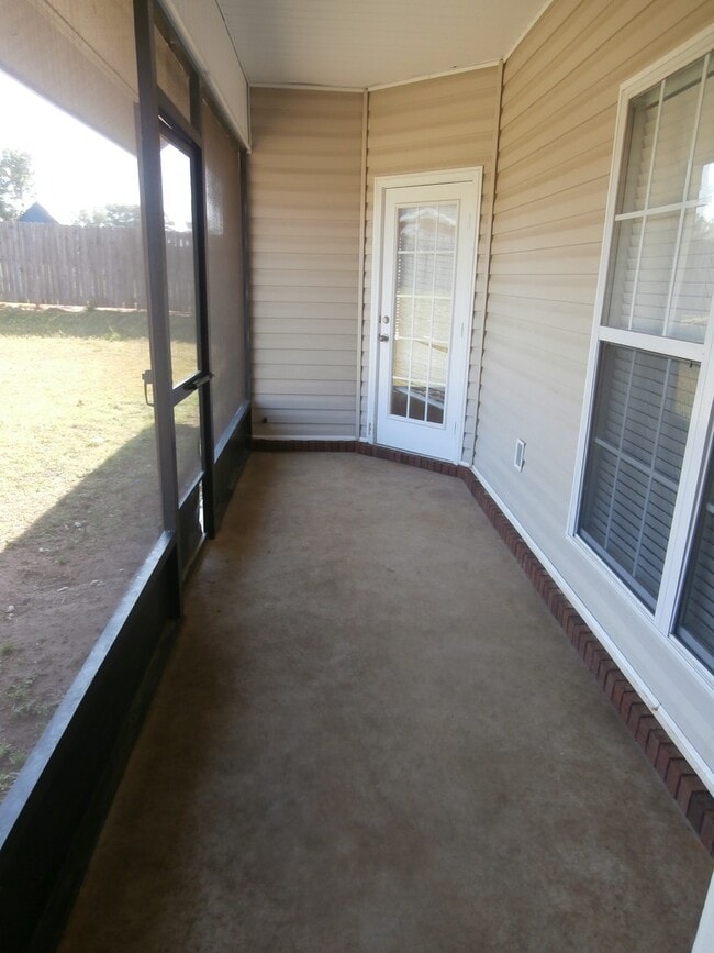 Building Photo - Fountain Crest Subdivision