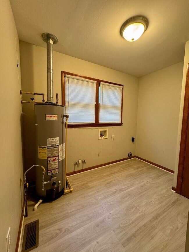 Building Photo - 2720 Hazel St