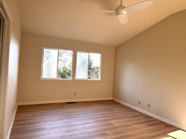 Building Photo - 146 Northridge Dr