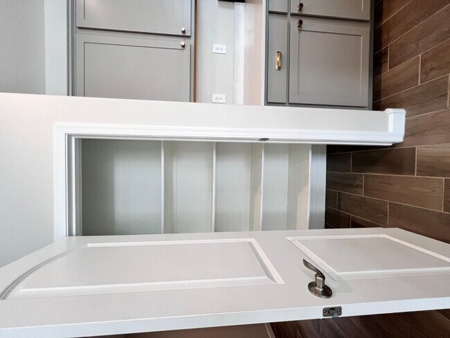 Building Photo - 37805 W San Alvarez Ave