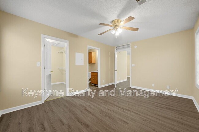 Building Photo - 119 Mace Ln