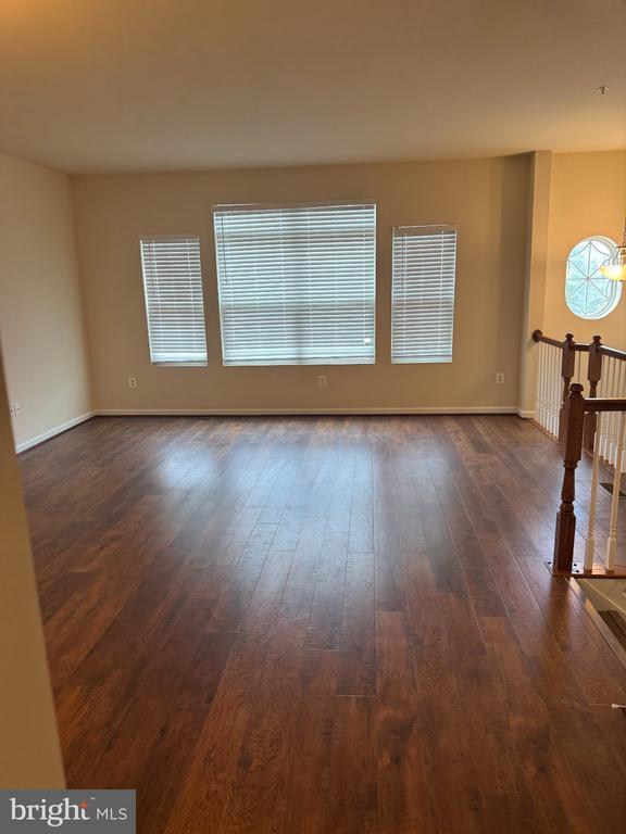 Building Photo - 7568 Stonehouse Dr