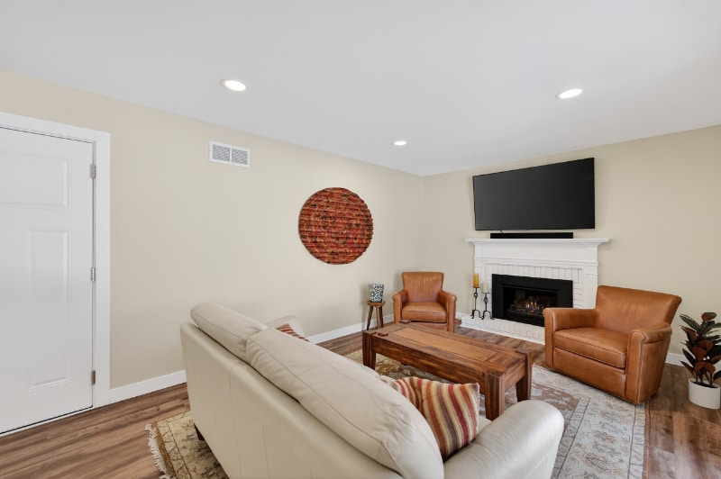 Building Photo - 7104 Park Shores Ct