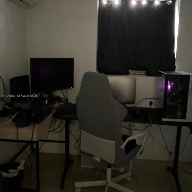 Building Photo - 9469 SW 53rd St