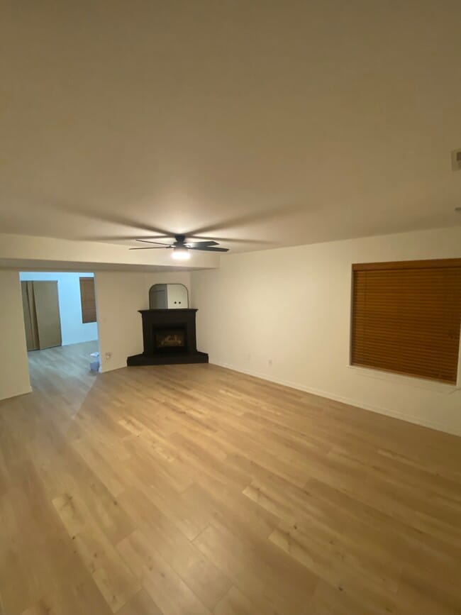 Building Photo - 108 Church St