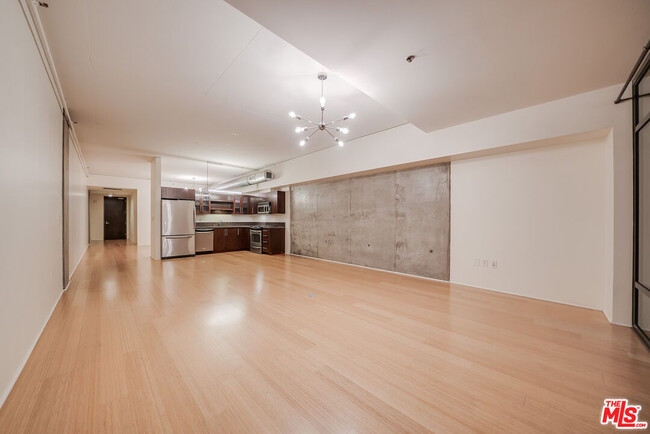 Building Photo - 1111 S Grand Ave