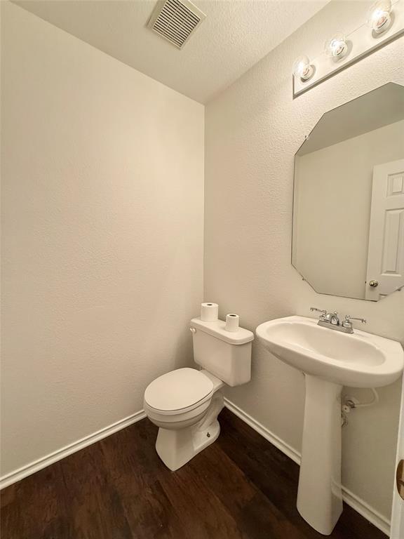 Building Photo - 1464 David Curry Dr