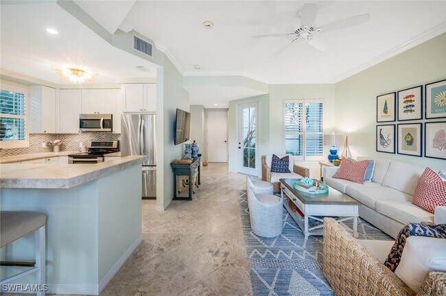 Building Photo - 425 2nd Ave S