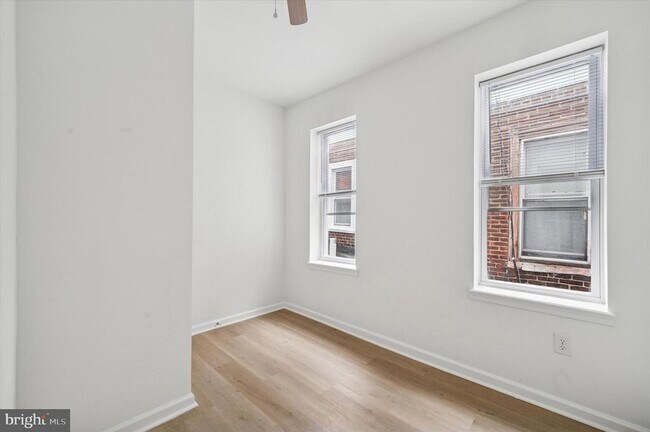 Building Photo - 2535 N 28th St