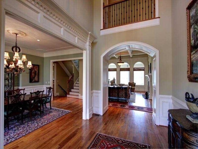 Building Photo - 502 Rivercliff Trce