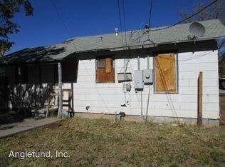 Building Photo - 2 br, 1 bath House - 908 W Summit St.
