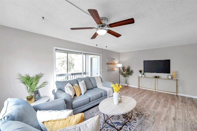 Building Photo - 6311 Newtown Cir