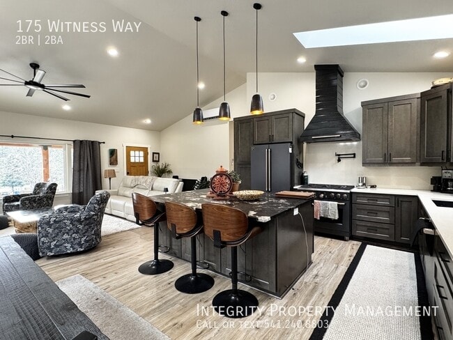 Building Photo - 175 Witness Wy