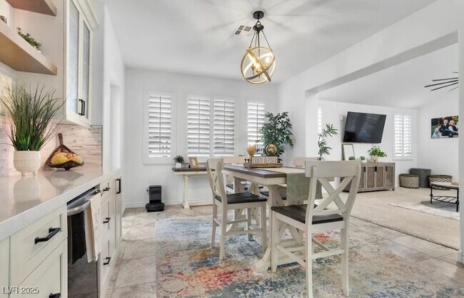 Building Photo - 7277 Sashaying Spirit Ct