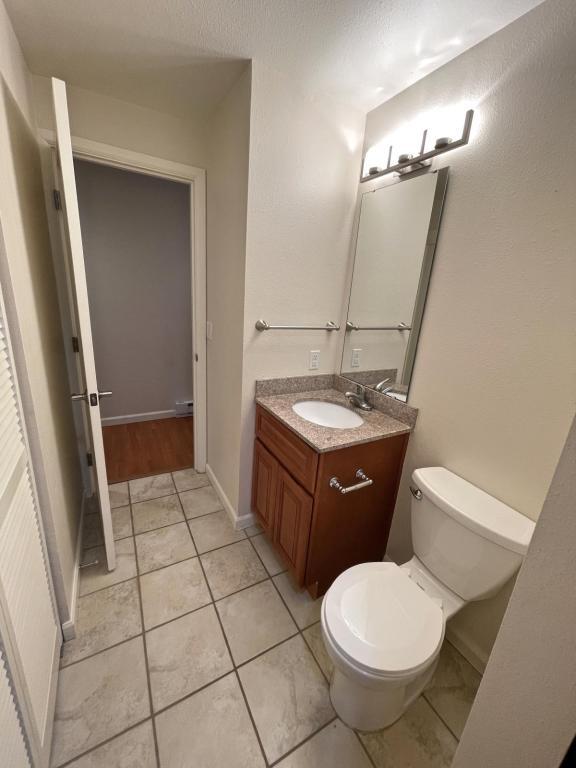 Building Photo - 1220 100th Pl NE