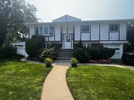 Building Photo - 66 Butler Pl