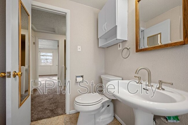 Building Photo - 1009 Constitution Rd