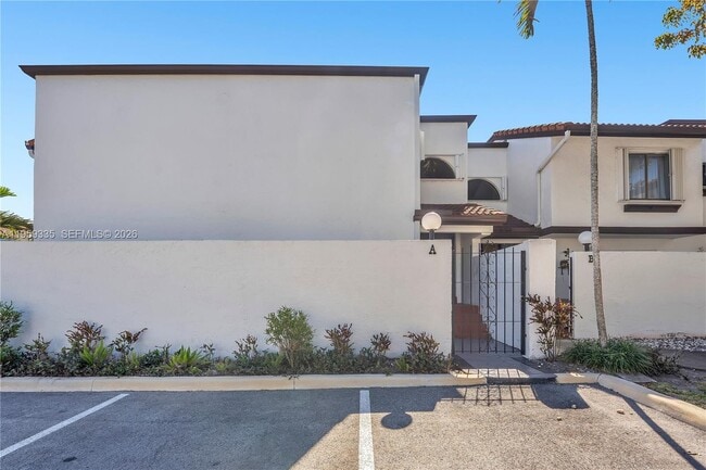 Building Photo - 1301 SW 124th Ct